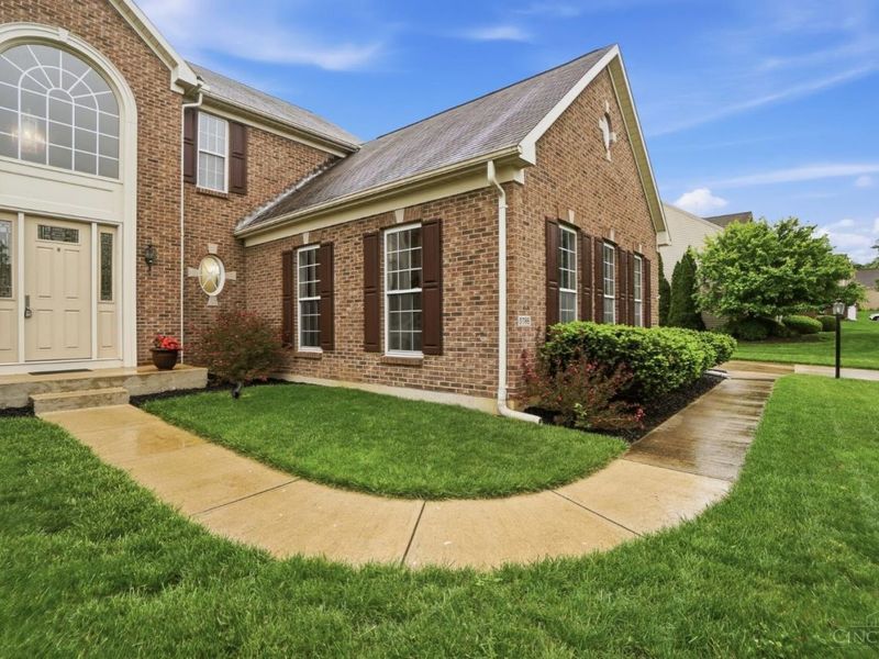 5766 Cedarview Court, Liberty Township, OH 45044 Photo 4