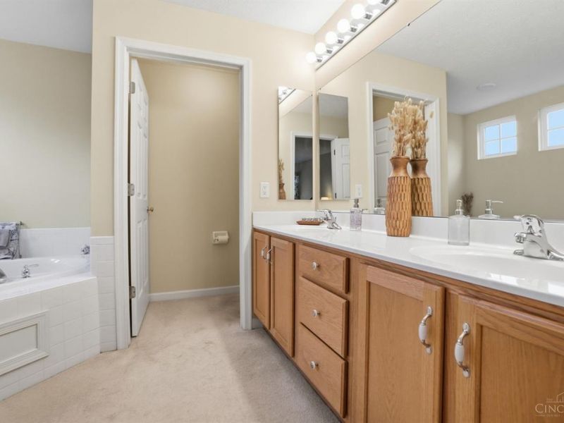 5766 Cedarview Court, Liberty Township, OH 45044 Photo 40
