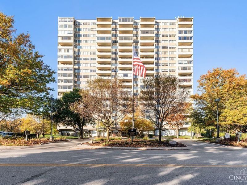 2324 Madison Road, Unit 1705, Cincinnati, OH 45208 Photo 1