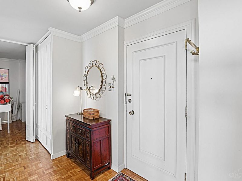 2324 Madison Road, Unit 1705, Cincinnati, OH 45208 Photo 8