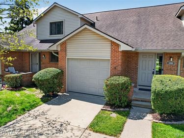 3660 Old Creek Road Road, Troy, MI 48084