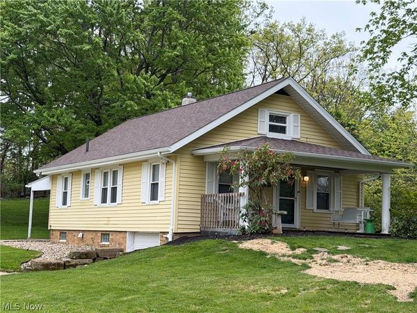 6854 Hillway Avenue NW, North Canton, OH 44720