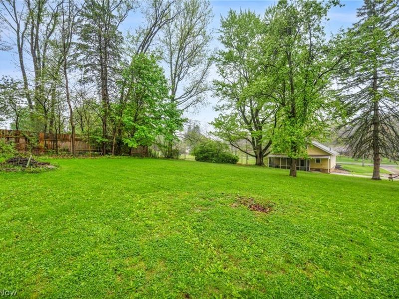6854 Hillway Avenue NW, North Canton, OH 44720 Photo 38