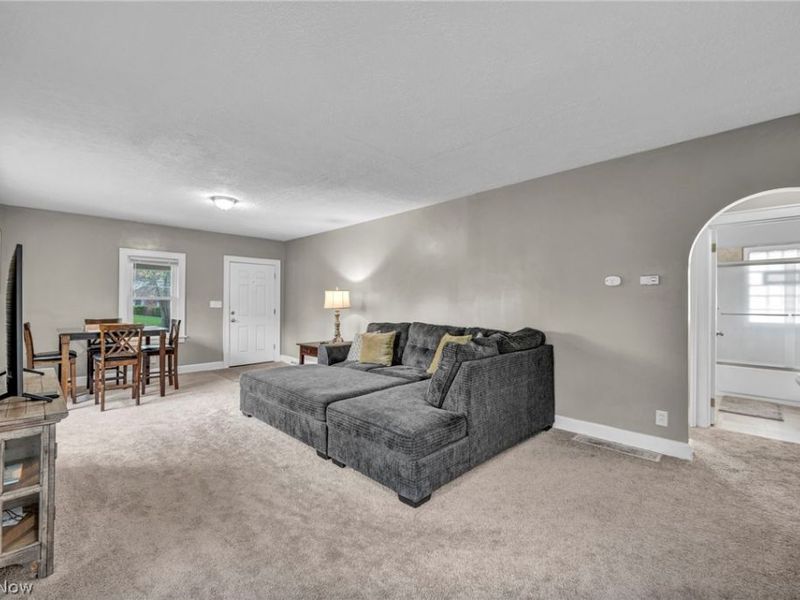 6854 Hillway Avenue NW, North Canton, OH 44720 Photo 9