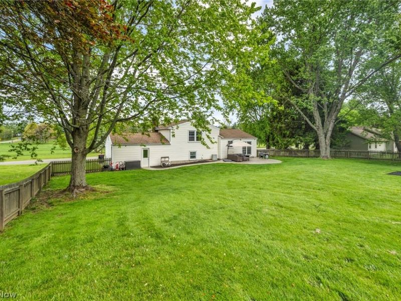 1044 Tumbleweed Street NE, Uniontown, OH 44685 Photo 32