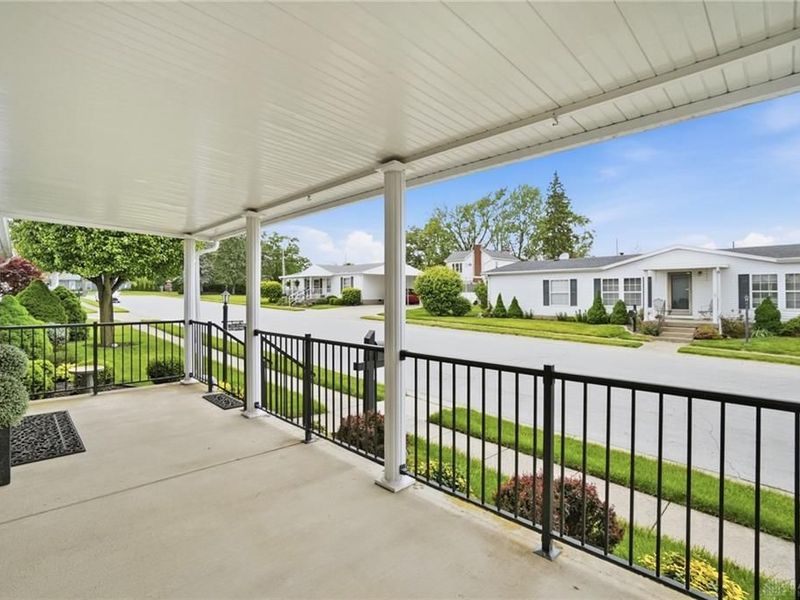 106 S Point Drive, Fairborn, OH 45324 Photo 10