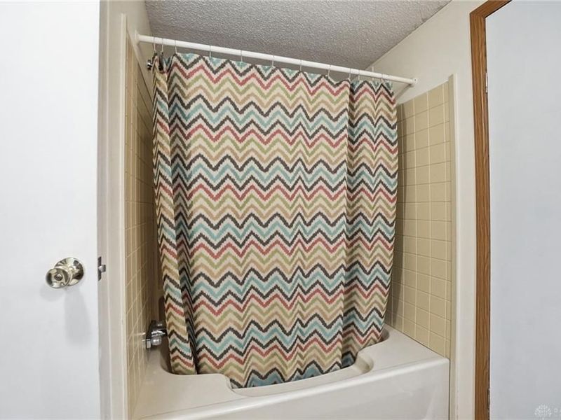 106 S Point Drive, Fairborn, OH 45324 Photo 32
