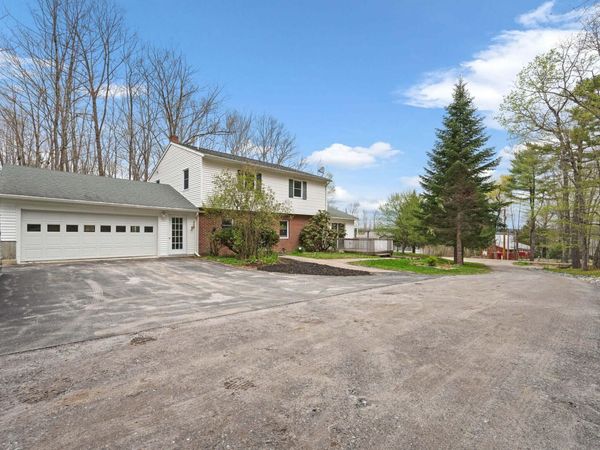 31 Axelrod Road, Monmouth, ME 04259