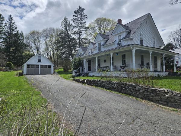 11 Spencer Street, Orono, ME 04473