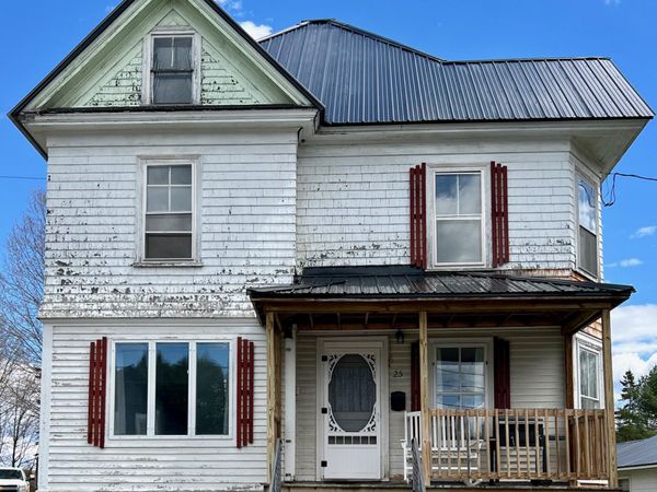25 Elm Street, Houlton, ME 04730