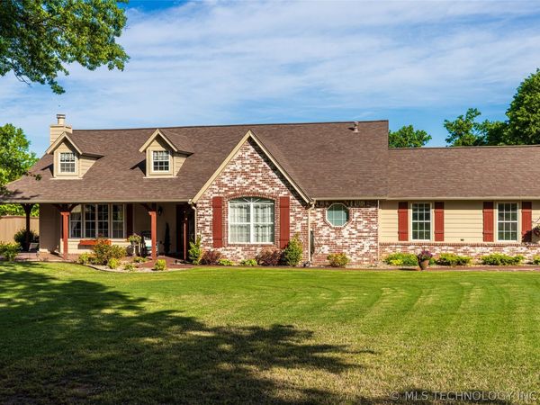 7655 E Brit Drive , Claremore, OK 74019