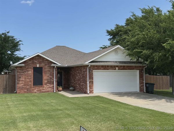 502 Brentain Lane , Madill, OK 73446