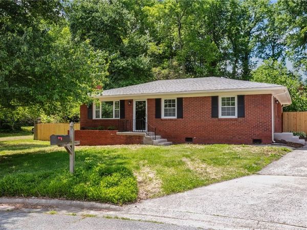 506 Rosebriar Court, Greensboro, NC 27407