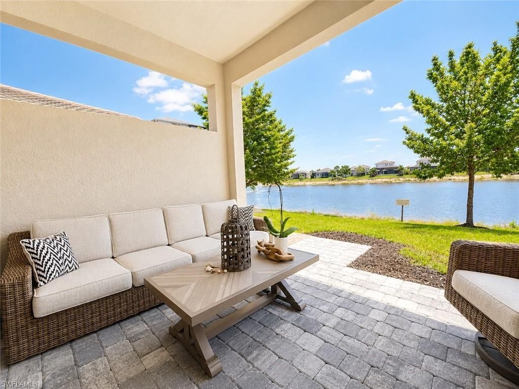 9028 Mayreau Way, Naples, FL 34114 Photo