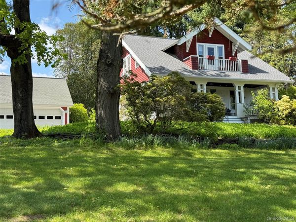 10 Edwin Road, Poughkeepsie, NY 12603