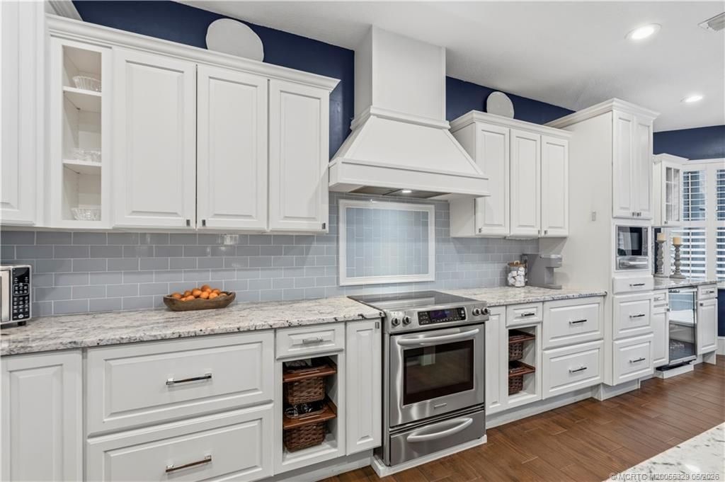 2551 NW Windemere Drive, Jensen Beach, FL 34957 Photo