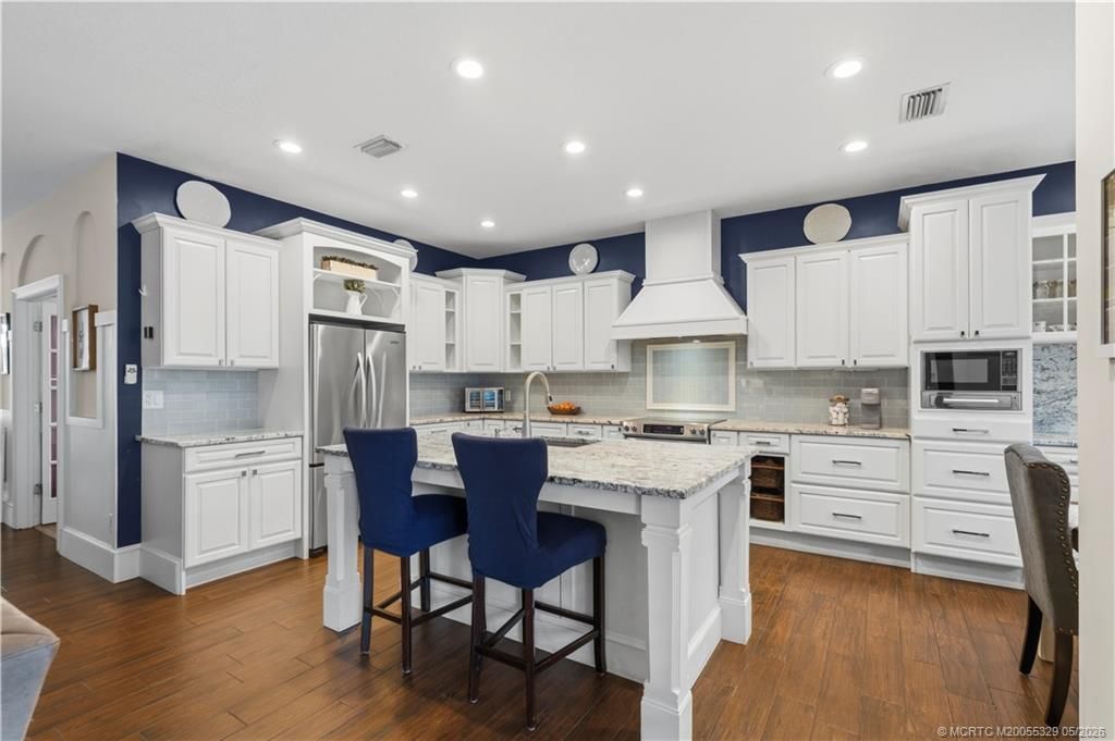 2551 NW Windemere Drive, Jensen Beach, FL 34957 Photo