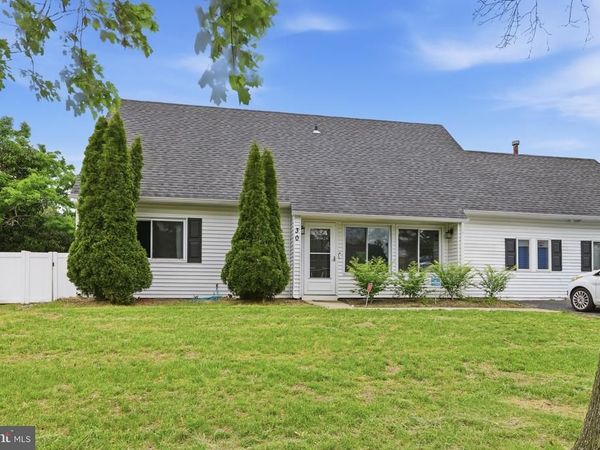 30 PERSHING LANE, SICKLERVILLE, NJ 08081