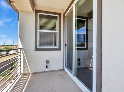 4310 Ocean Ln, Elk Grove, CA 95757 Photo