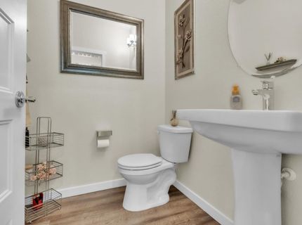 4310 Ocean Ln, Elk Grove, CA 95757 Photo