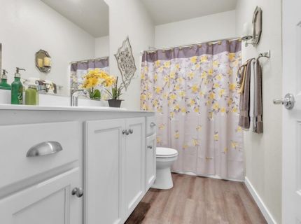 4310 Ocean Ln, Elk Grove, CA 95757 Photo