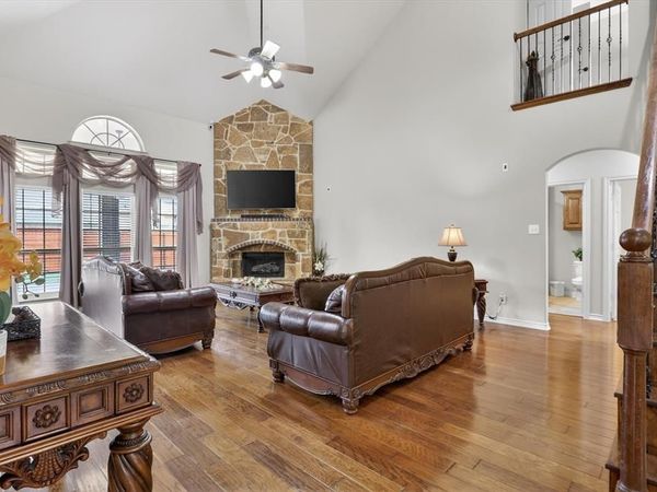 5817 Pine Flat Court, Fort Worth, TX 76179