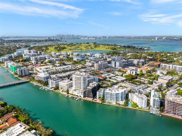 1125 99th St , Unit 9, Bay Harbor Islands, FL 33154