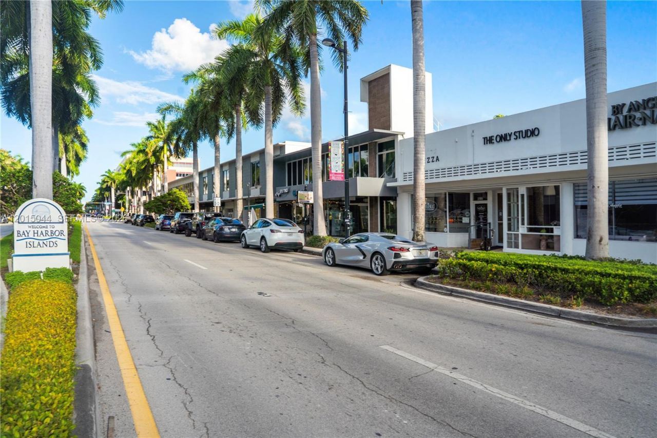 1125 99th St , Unit 9, Bay Harbor Islands, FL 33154 Photo