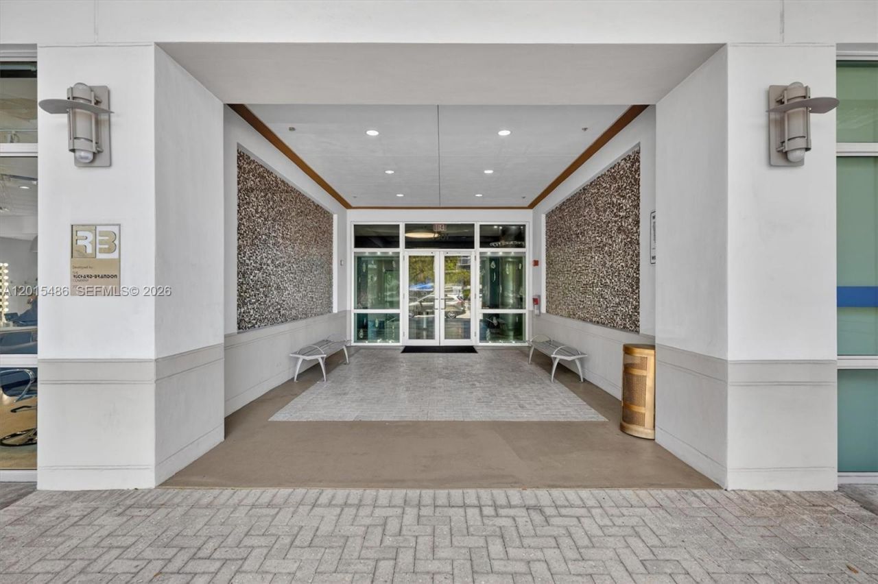7301 SW 57th Ct , Unit 525, South Miami, FL 33143 Photo