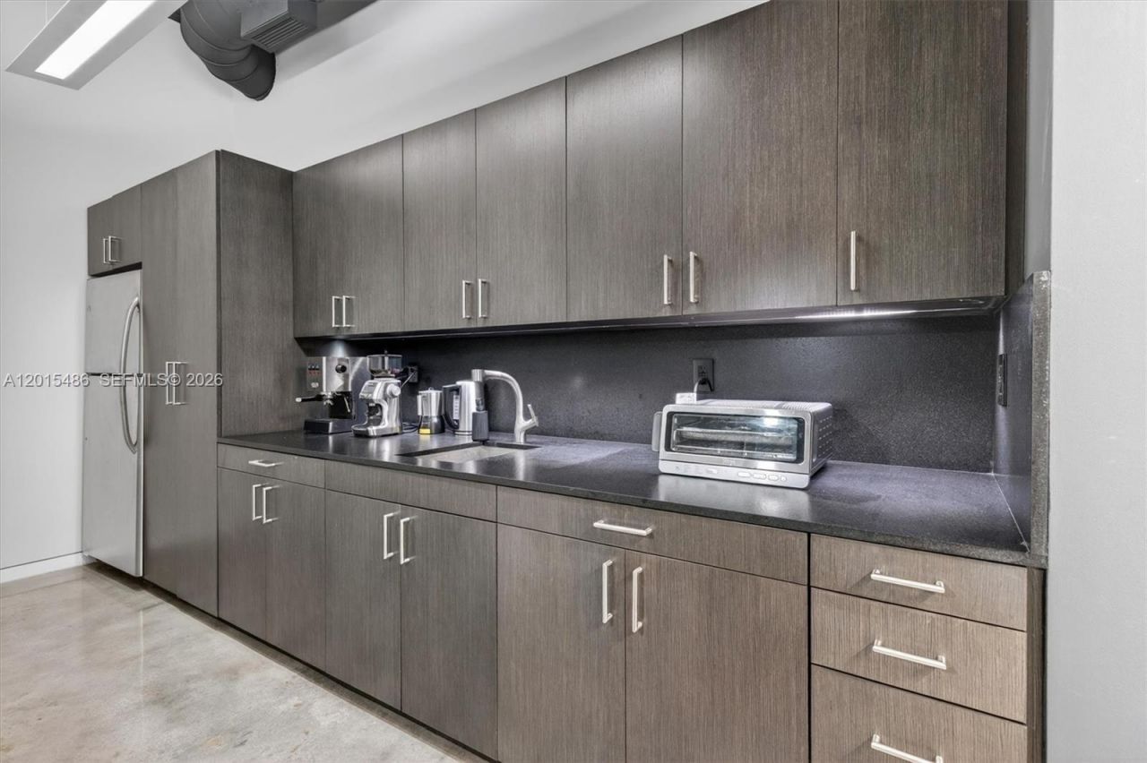 7301 SW 57th Ct , Unit 525, South Miami, FL 33143 Photo