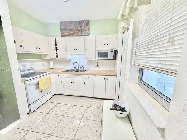 825 S 20th Ave , Unit A, Hollywood, FL 33020