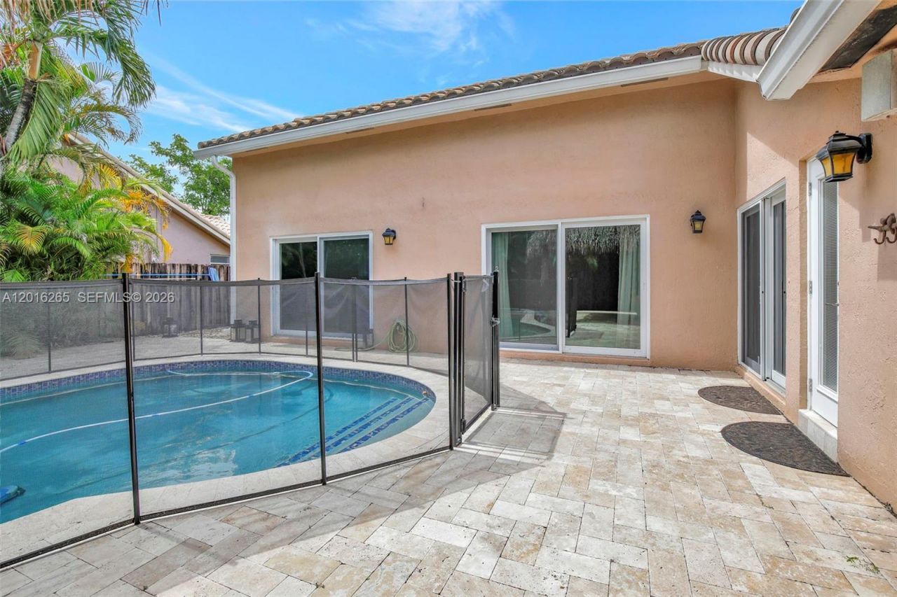 12486 SW 9th Pl, Davie, FL 33325 Photo