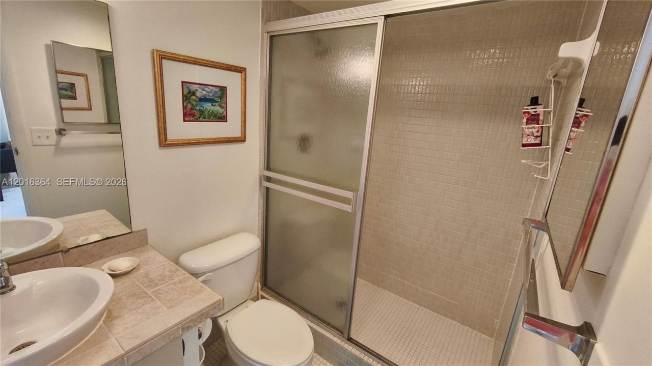 6100 S Falls Cir Dr , Unit 404, Lauderhill, FL 33319 Photo