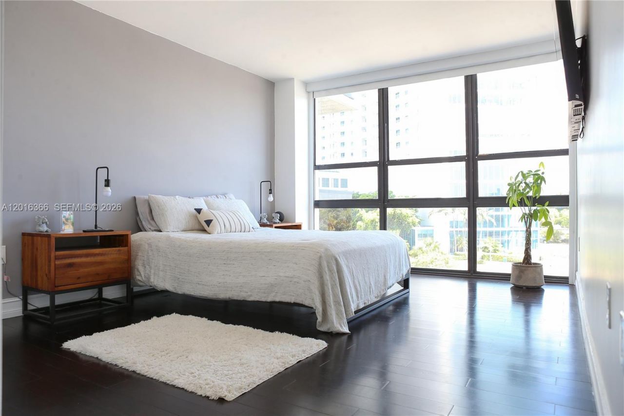 600 NE 36th St, Unit 310, Miami, FL 33137 Photo
