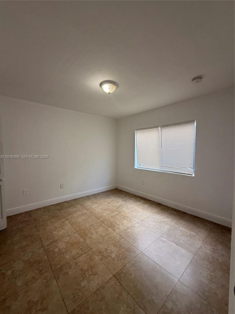 219 NW 10th St, Unit 2, Miami, FL 33136 Photo