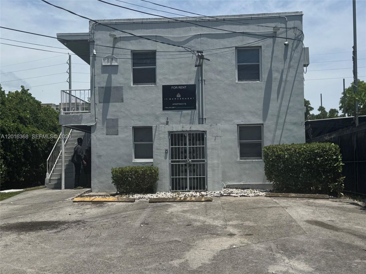 219 NW 10th St, Unit 2, Miami, FL 33136 Photo