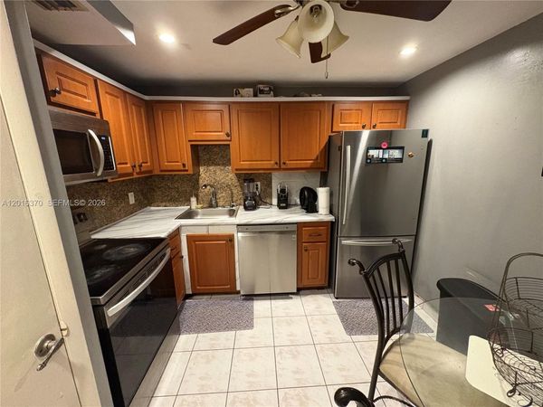 4152 Inverrary Dr , Unit 303, Lauderhill, FL 33319