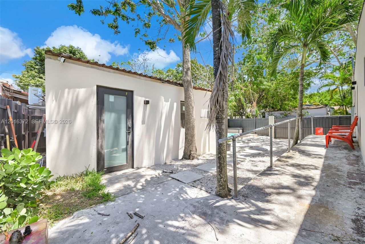 4721 NW 6th Ave , Miami, FL 33127 Photo