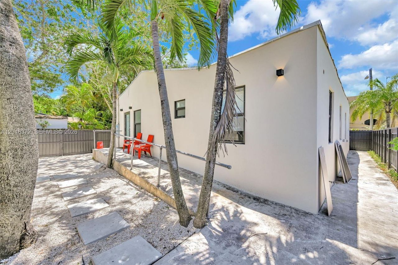 4721 NW 6th Ave , Miami, FL 33127 Photo