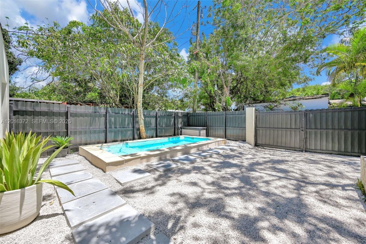 4721 NW 6th Ave , Miami, FL 33127 Photo