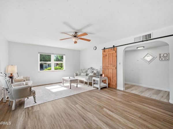 8001 N 5TH Avenue, Phoenix, AZ 85021