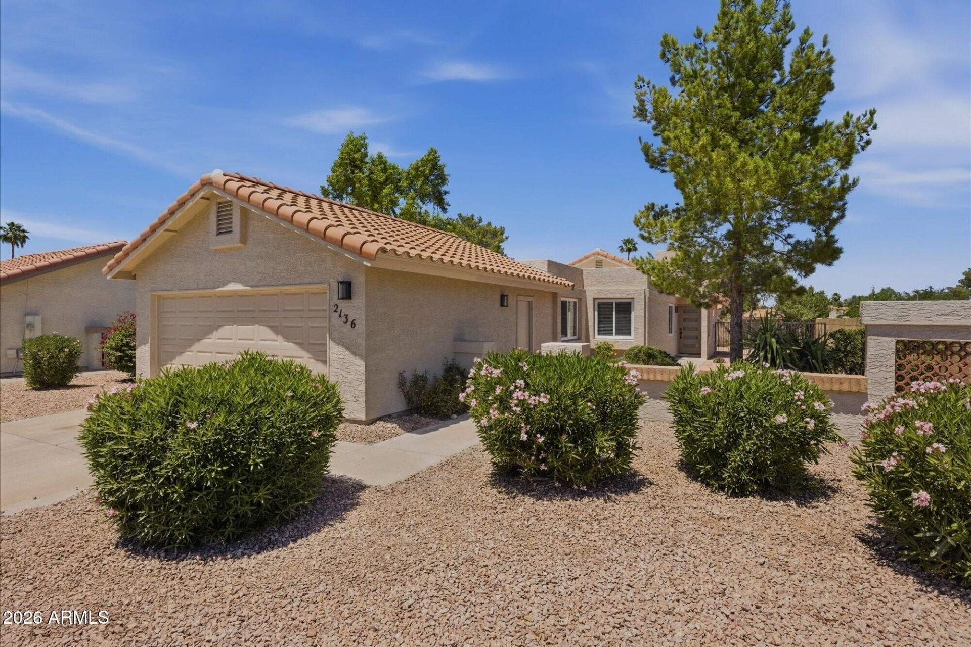 2136 W Ironwood Drive, Chandler, AZ 85224 Main Photo