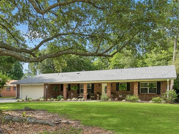 105 COUNTRY CLUB Boulevard , Slidell, LA 70461