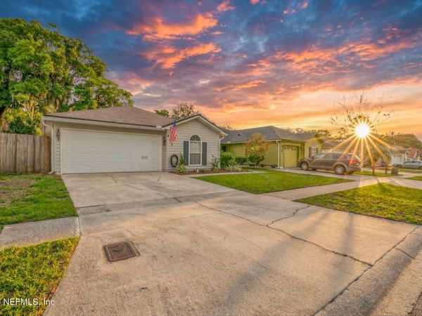 925 MAJESTIC CYPRESS Drive N, Jacksonville, FL 32233