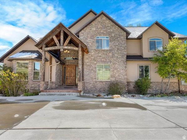 865 W WESTLAKE DR, Unit 4, Garden City, UT 84028