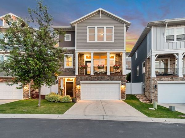966 E DEER ARCH LN S, Draper, UT 84020