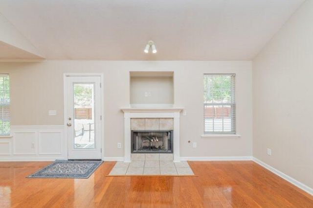 488 Wickham Drive Photo 12