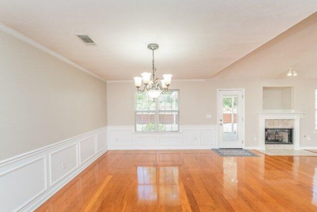 488 Wickham Drive Photo 17
