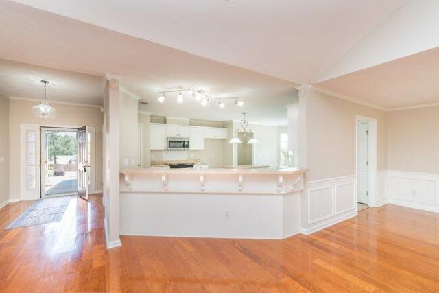 488 Wickham Drive Photo 20