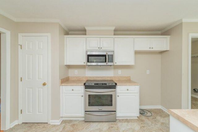 488 Wickham Drive Photo 23